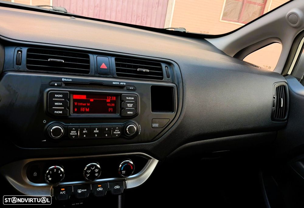 Kia Rio 1.2 CVVT TX - 13