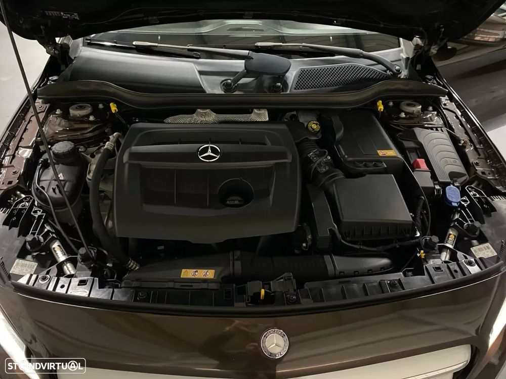 Mercedes-Benz GLA 180 (CDI) d Urban - 20