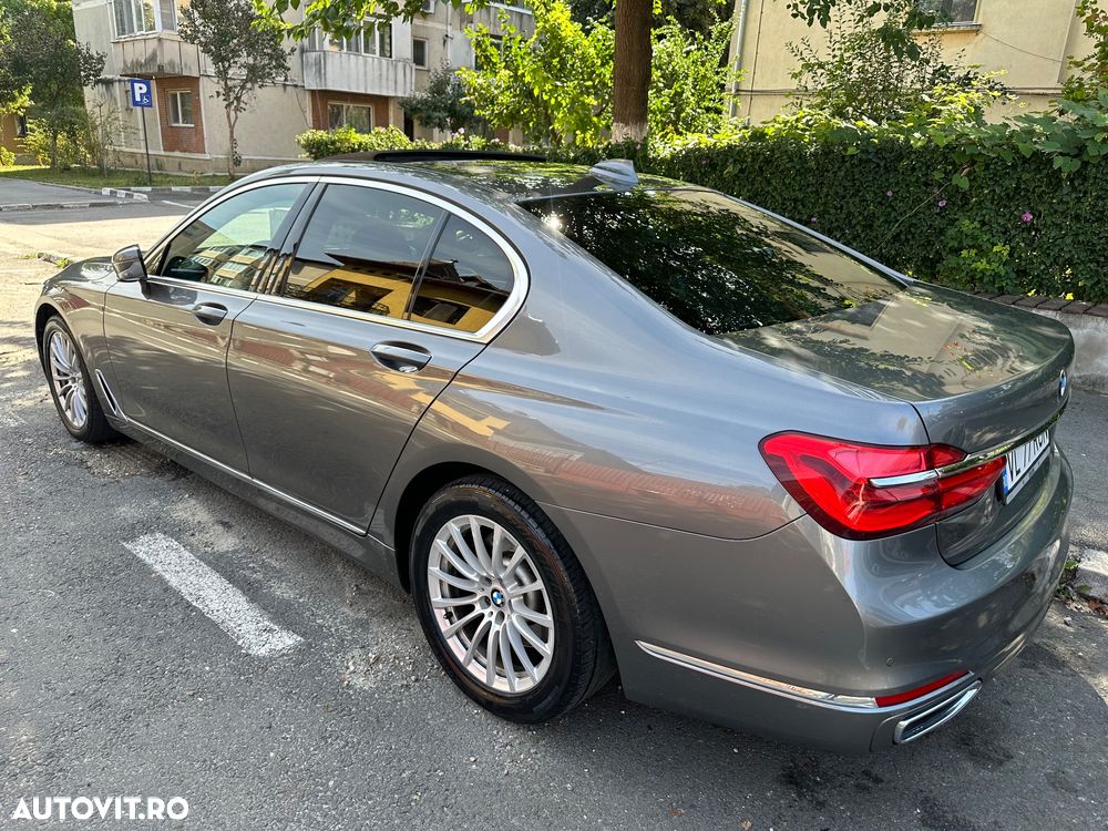 BMW Seria 7 730d - 12