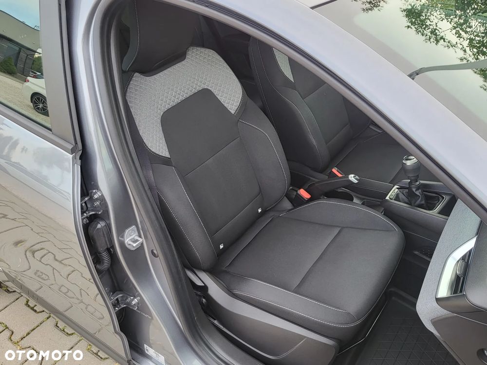 Renault Clio 1.0 TCe Evolution - 10