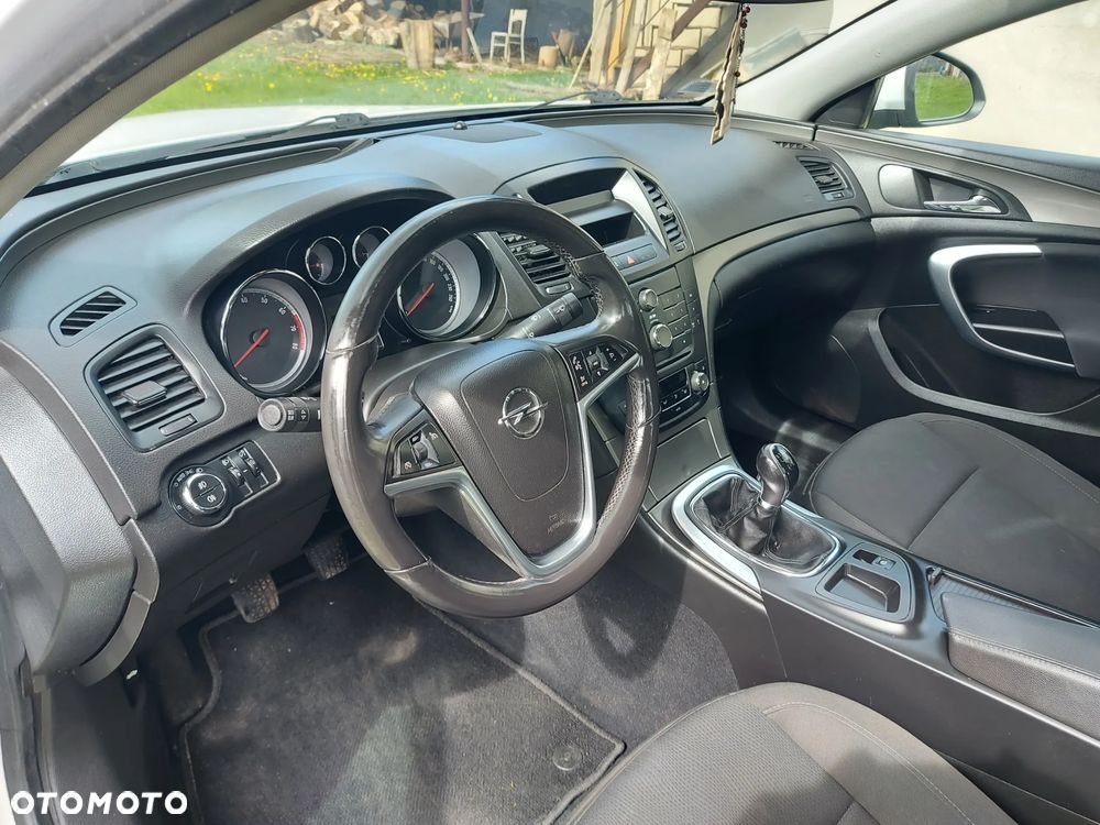 Opel Insignia 1.8 - 8