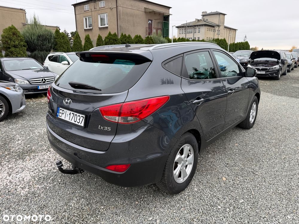 Hyundai ix35 2.0 2WD Style - 19