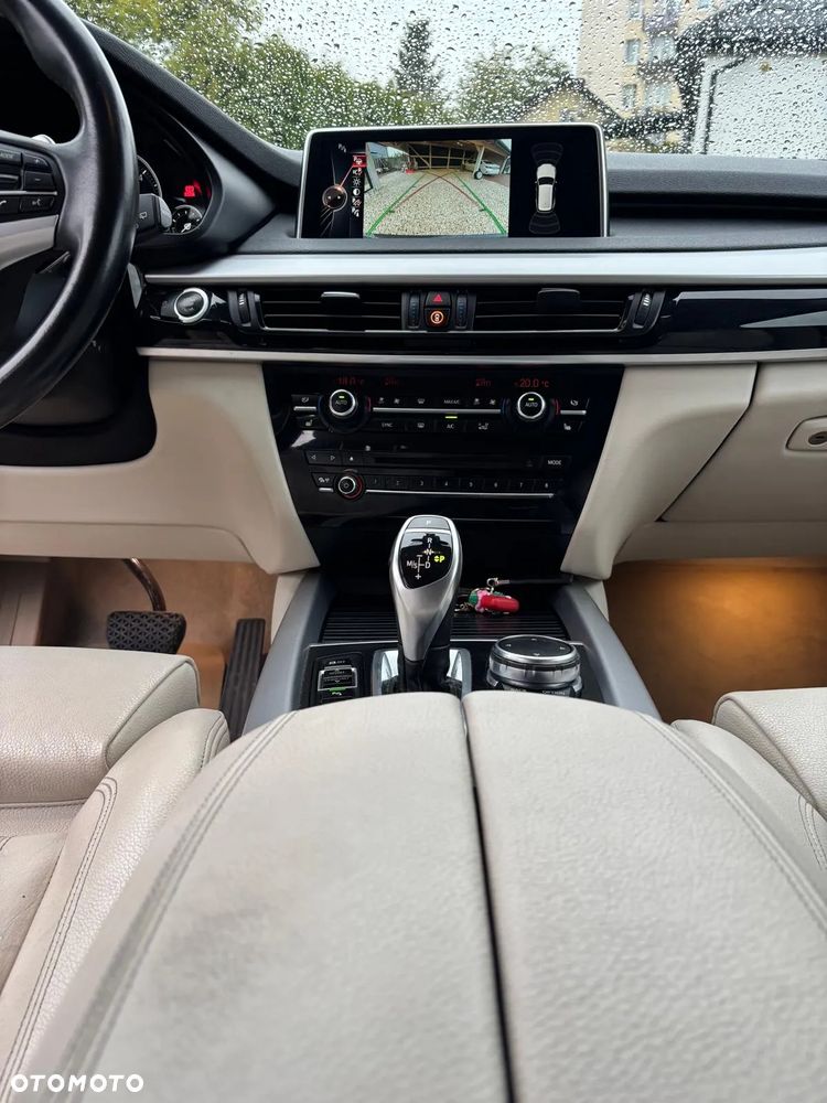 BMW X5 xDrive25d - 22