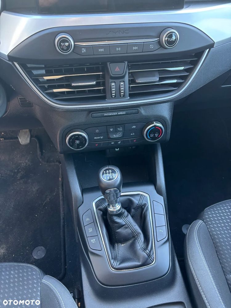 Ford Focus 1.0 EcoBoost Start-Stopp-System COOL&CONNECT - 14