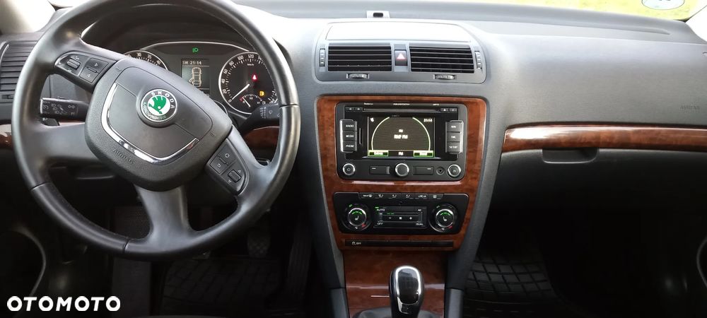 Skoda Octavia 2.0 TDI DPF Ambiente - 10