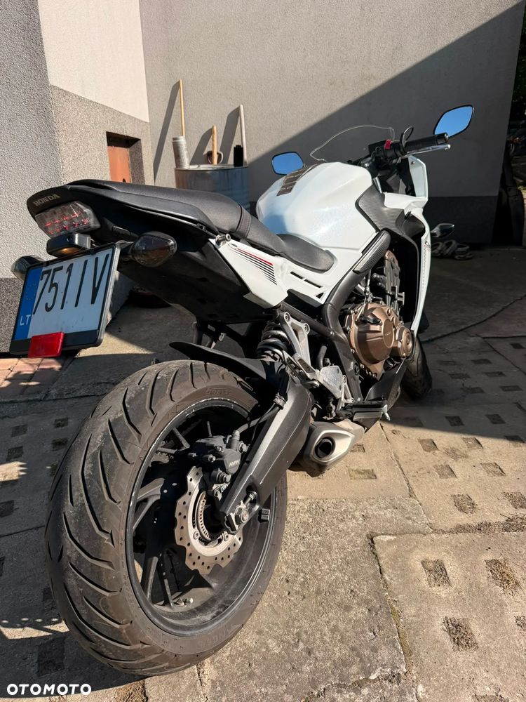 Honda CBR - 3