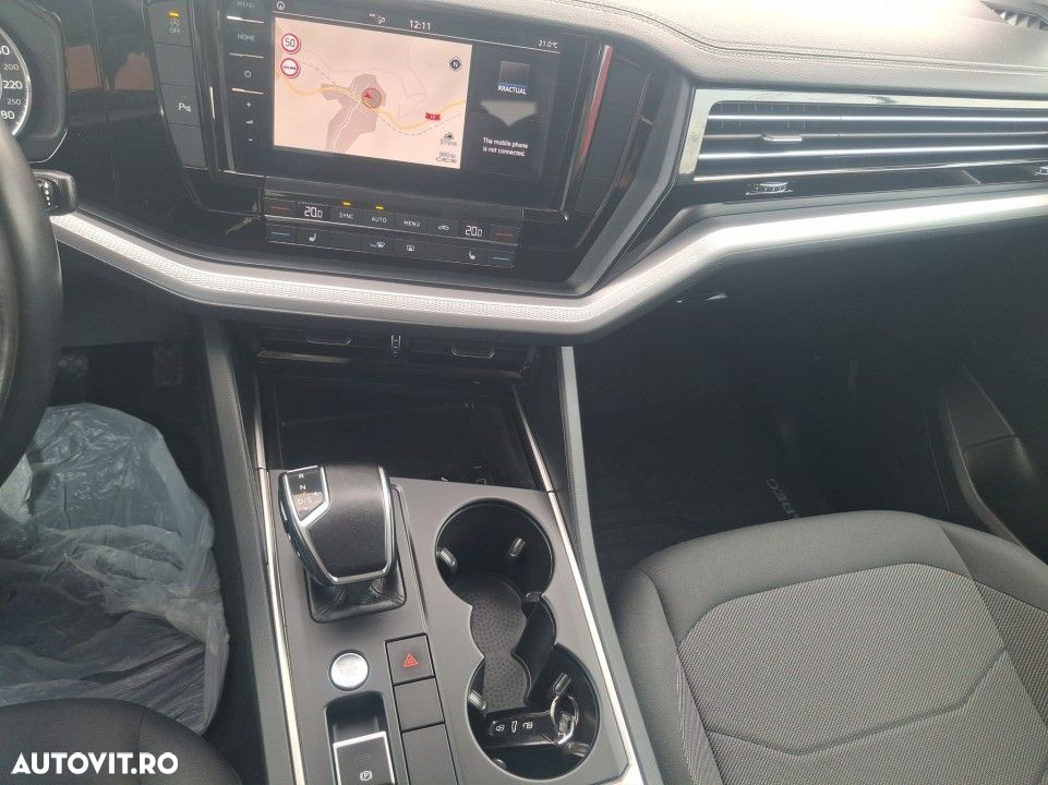Volkswagen Touareg - 15