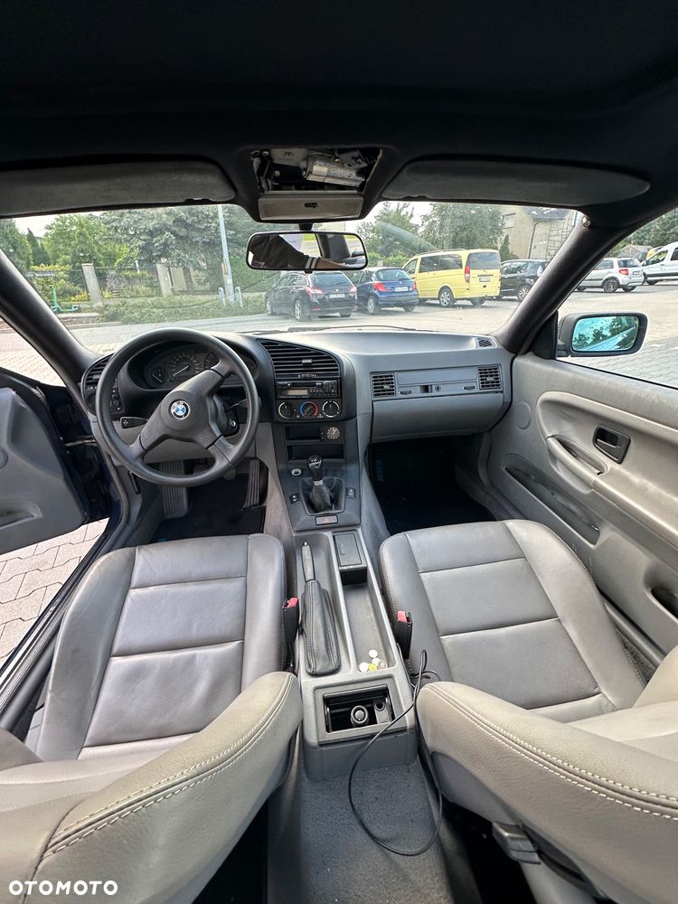 BMW Seria 3 318ti - 9