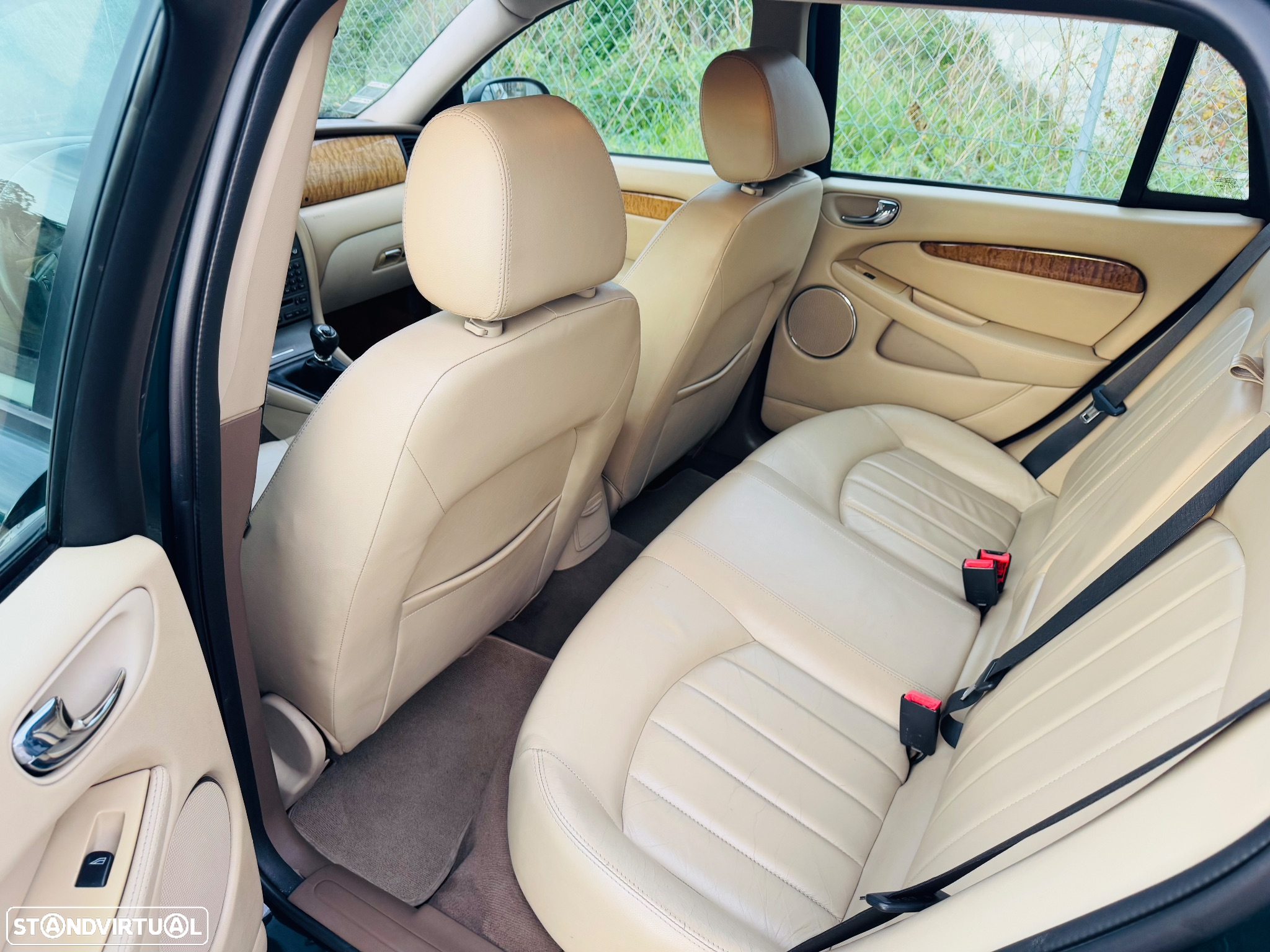 Jaguar X-Type SW 2.2 D Executive - 6