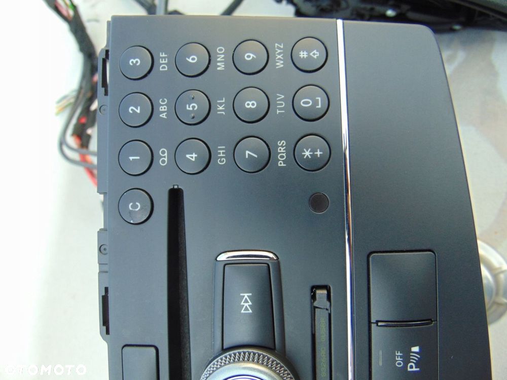 RADIO WYŚWIETLACZ NAWIGACJA MERCEDES C W204 - 9