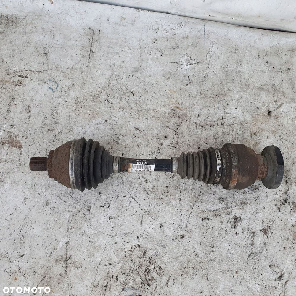 półoś lewa VW Tiguan 2.0 TDI 4x4 5N0407761Q - 1