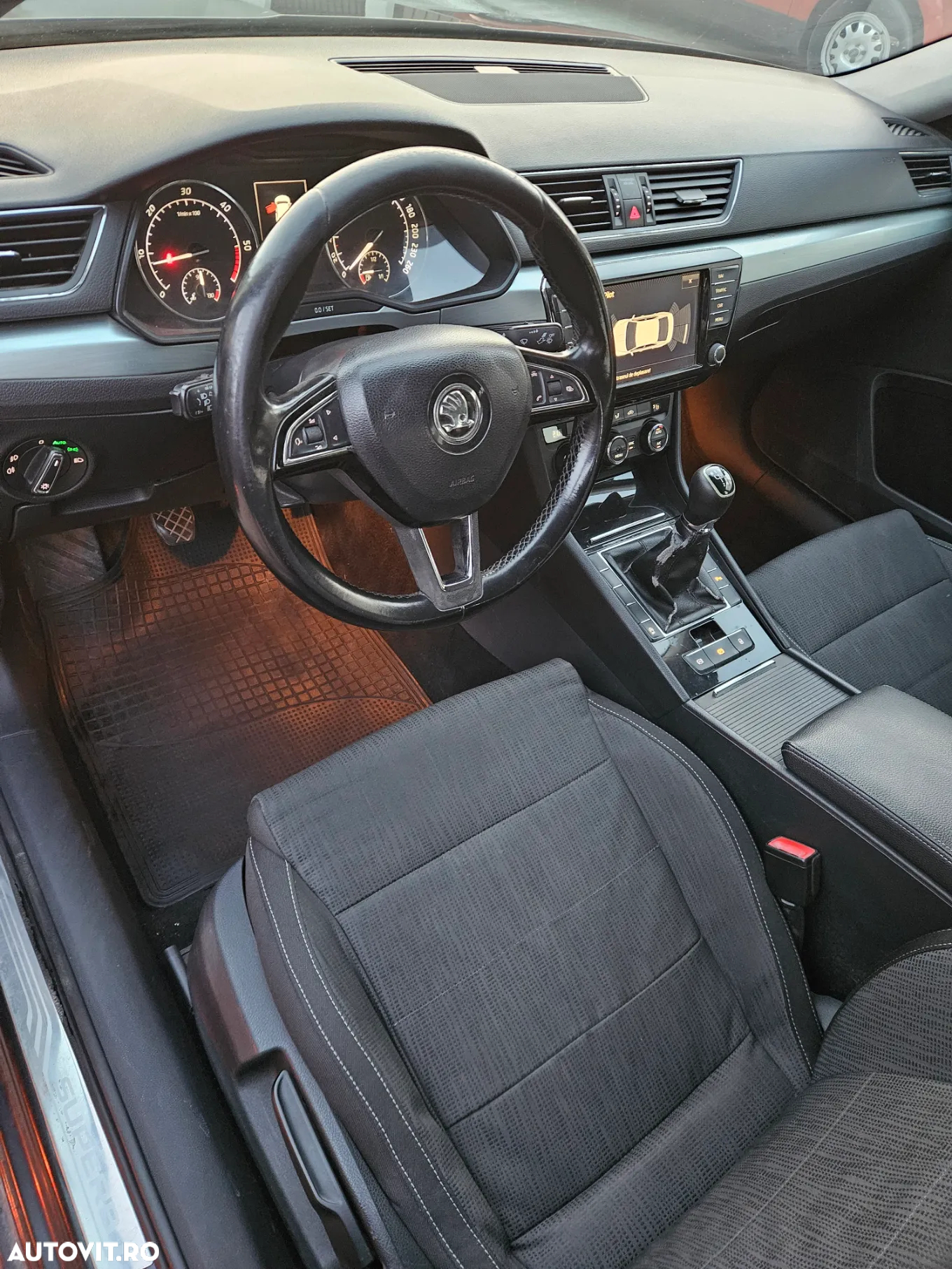 Skoda Superb 2.0 TDI Style - 11