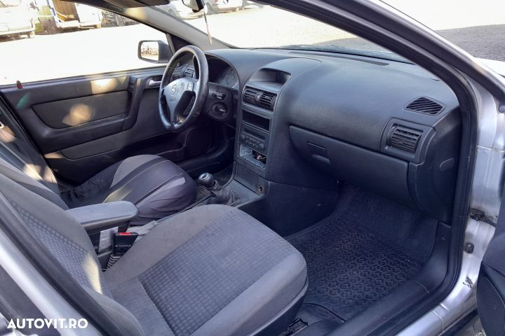 EGR Opel Astra G [1998 - 2009] wagon 5-usi 1.7 CDTi MT (80 hp) - 10