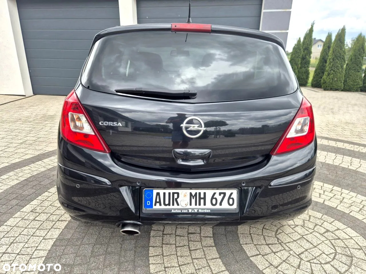 Opel Corsa 1.4 16V 150 Jahre - 8