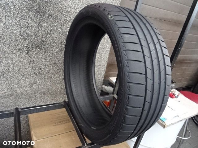 225/40/R19 93W Bridgestone Turanza T005 - 2