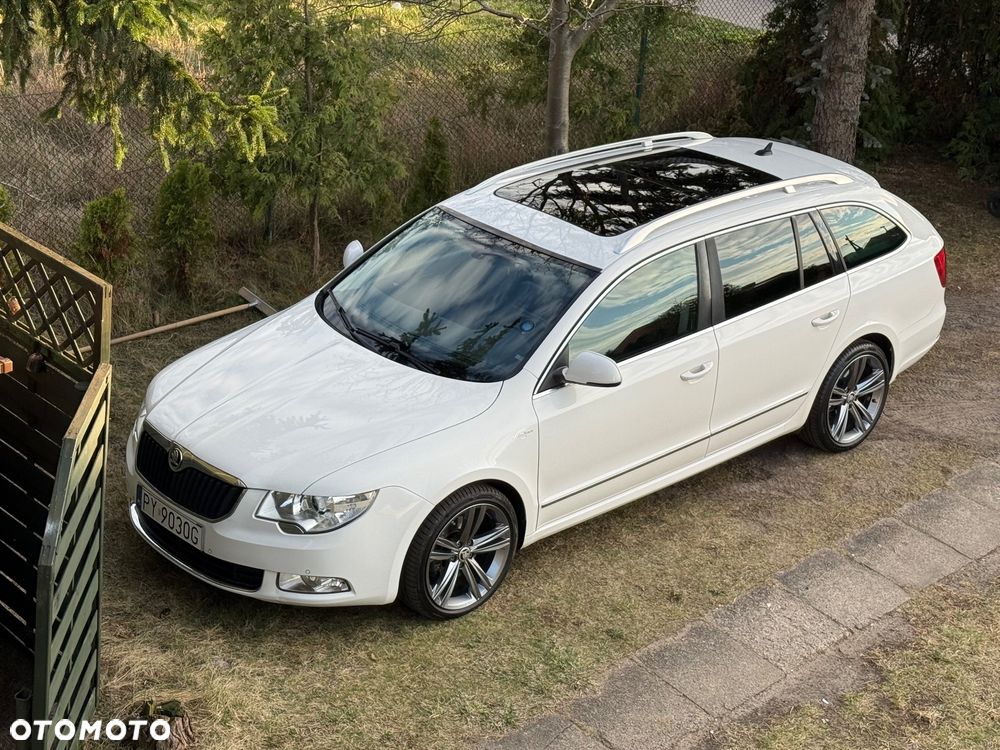 Skoda Superb 2.0 TDI L&K DSG - 1