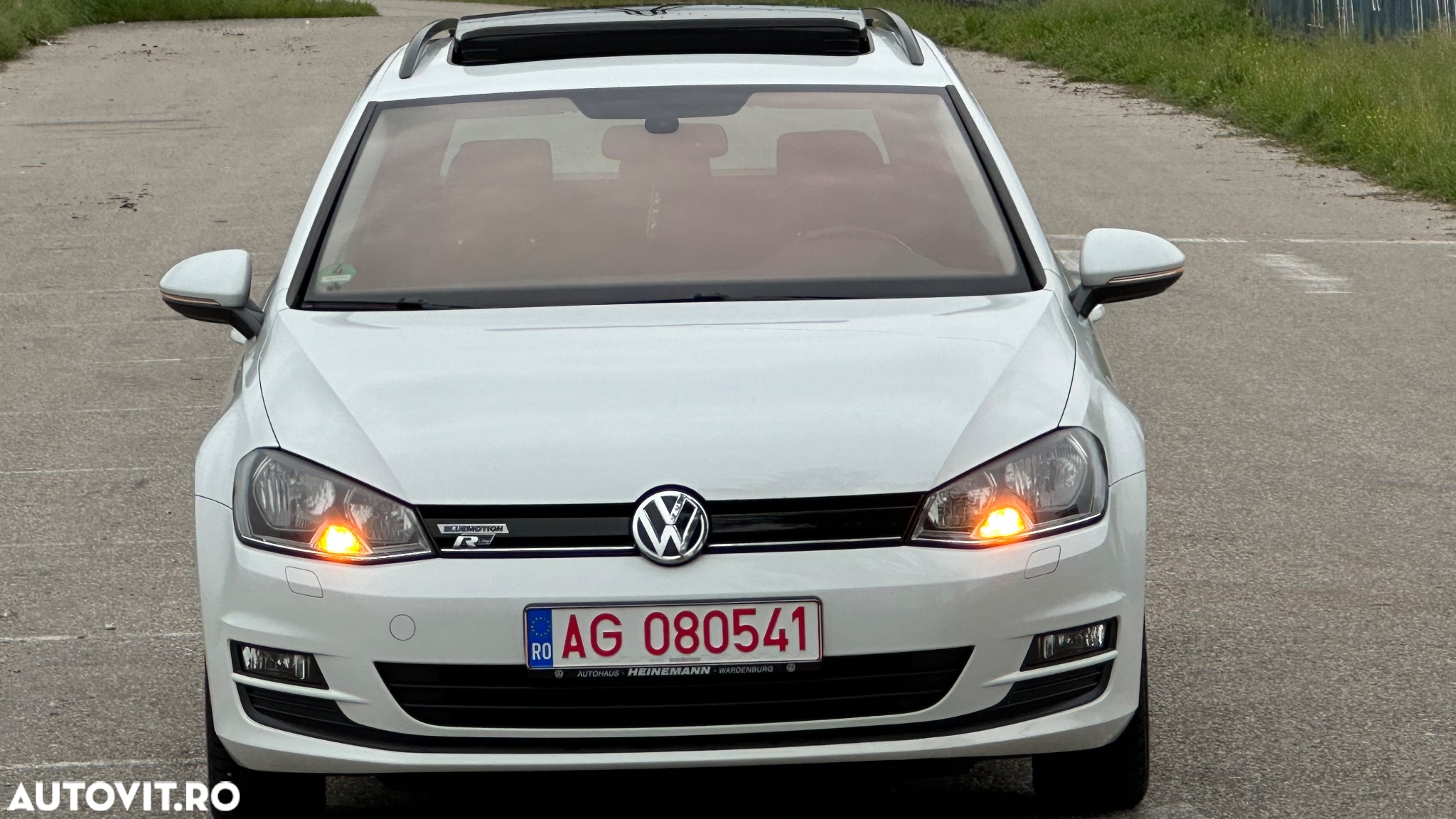 Volkswagen Golf 1.4 TSI BlueMotion Technology DSG Highline - 18