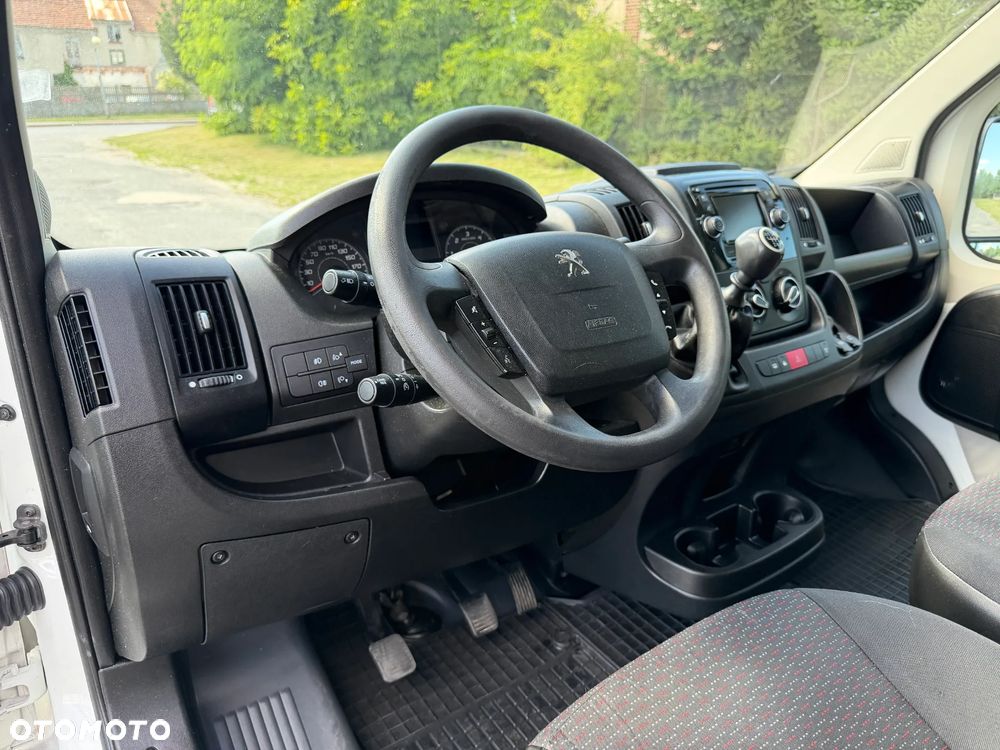 Peugeot Boxer * 2.0 / 130KM * L2H2 * Furgon / Blaszak * Średni / Podwyższany * - 28