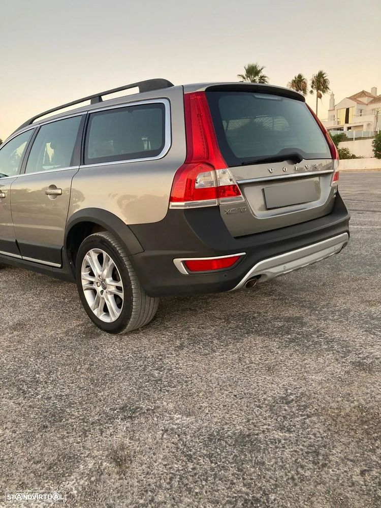 Volvo XC 70 2.4 D4 Summum AWD Geartronic - 12