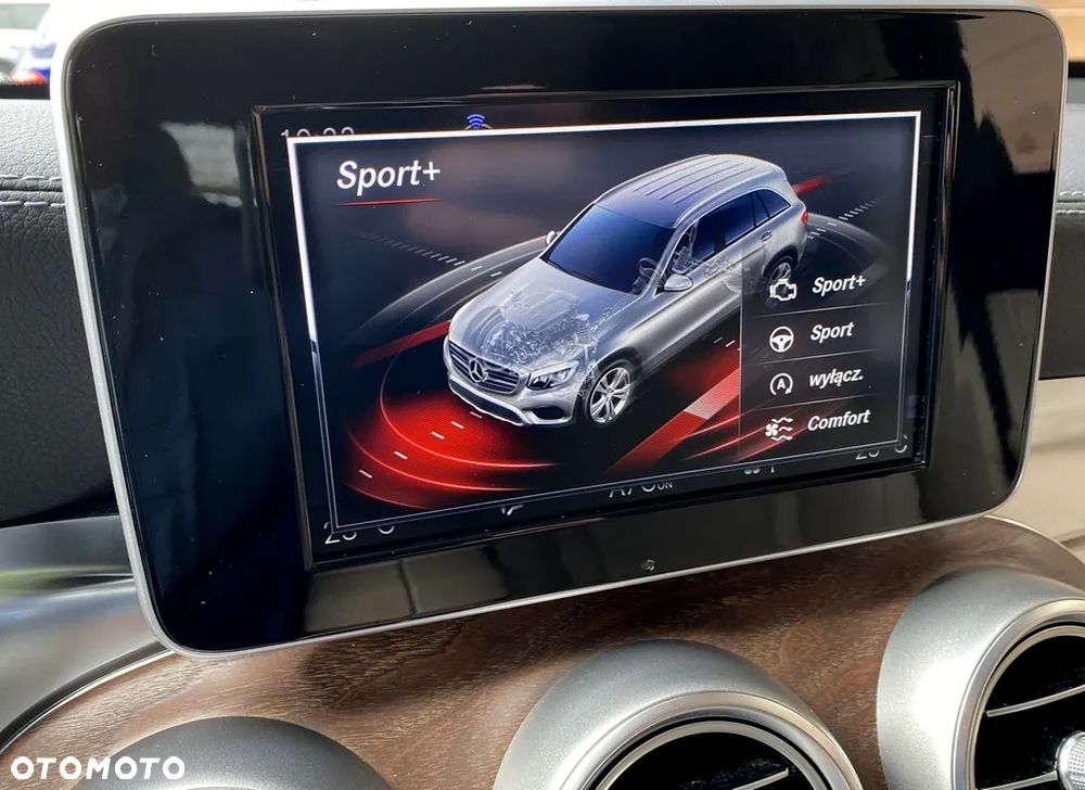 Mercedes-Benz GLC 220 d 4-Matic - 33