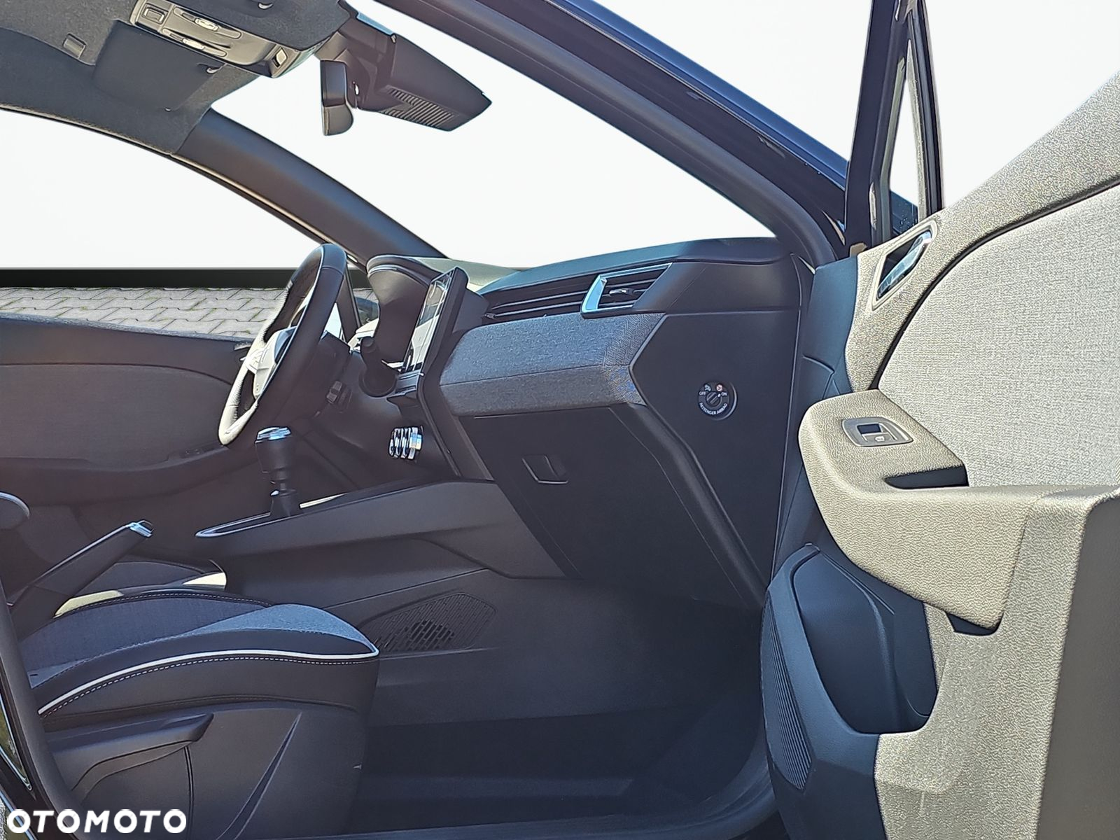 Renault Clio 1.0 TCe Techno - 13