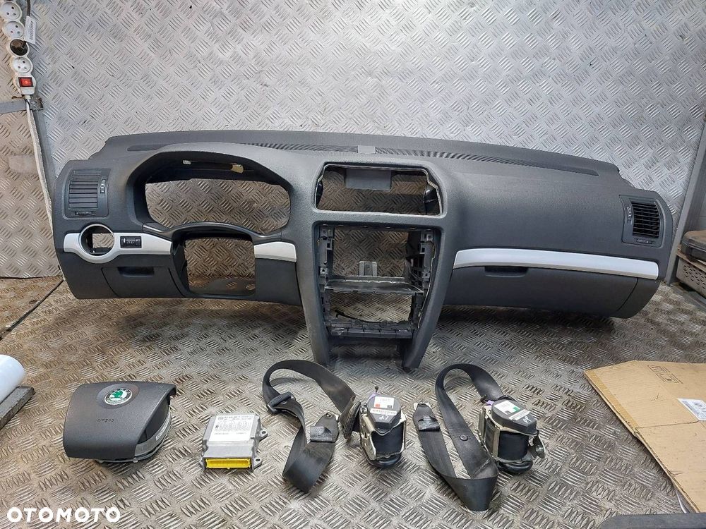 ZESTAW AIRBAG POSTRZAŁOWY SKODA OCTAVIA II 1Z0880201AE 1K0909605T - 1