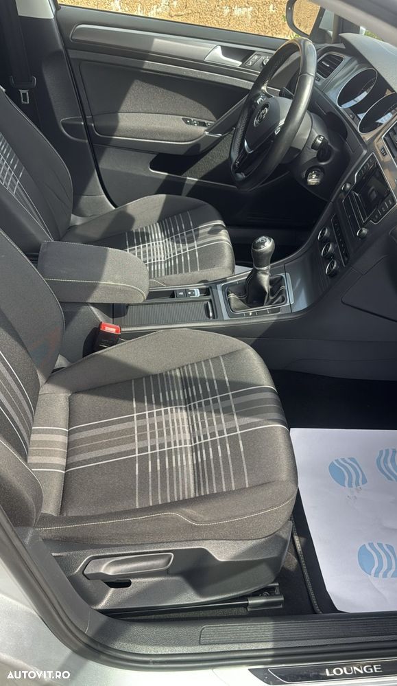 Volkswagen Golf 1.6 TDI BlueMotion Technology Lounge - 8