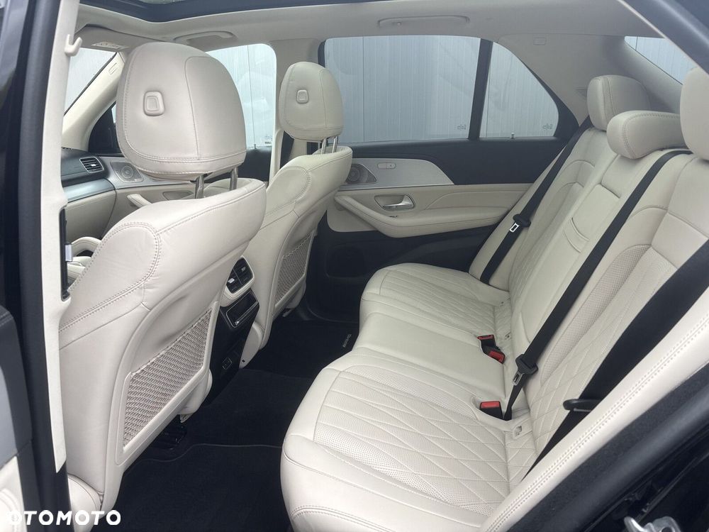 Mercedes-Benz GLE - 23