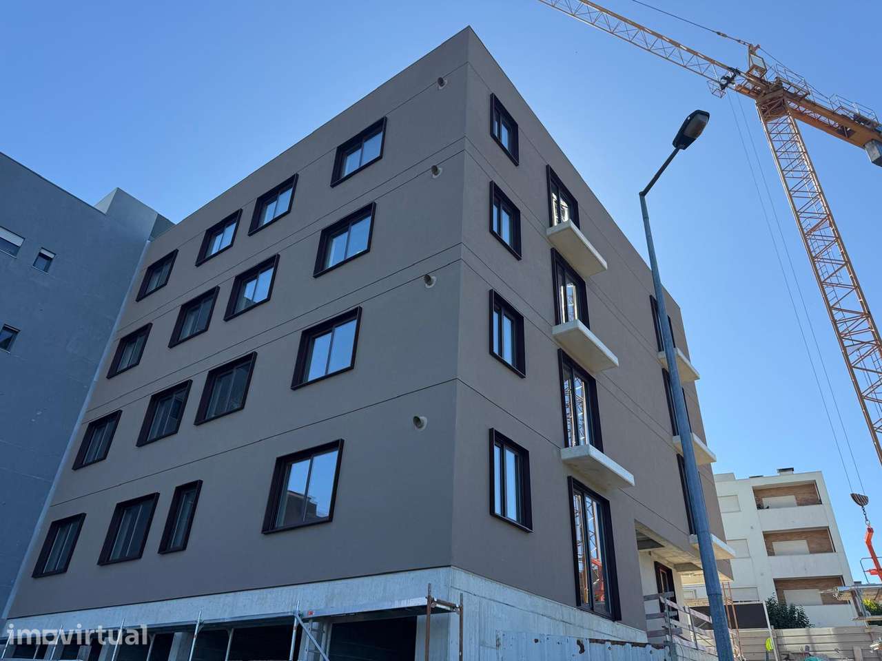 T2+1 Novo com Funcionalidade de T3 com 119 m²,  Pronto em 120 Dias - Grande imagem: 2/22