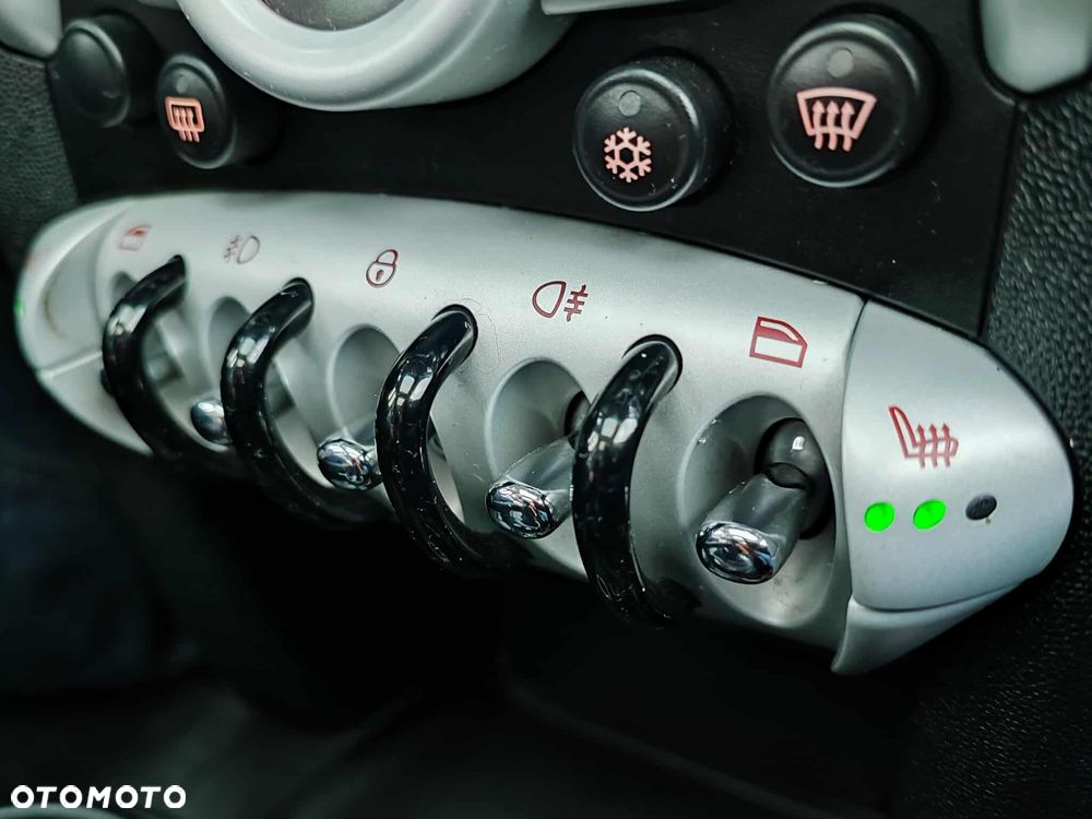 MINI Cooper - 24