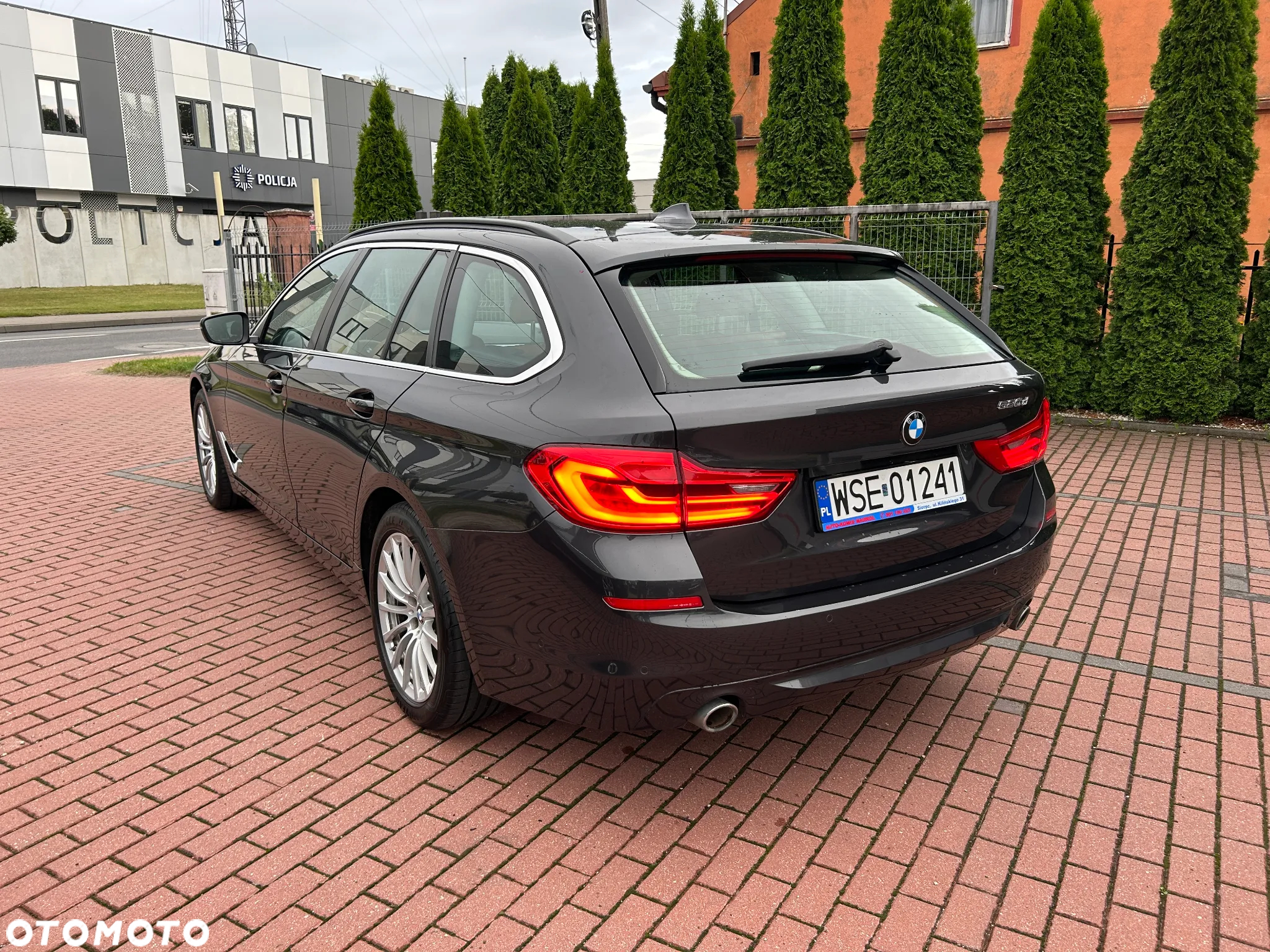 BMW Seria 5 520d - 7