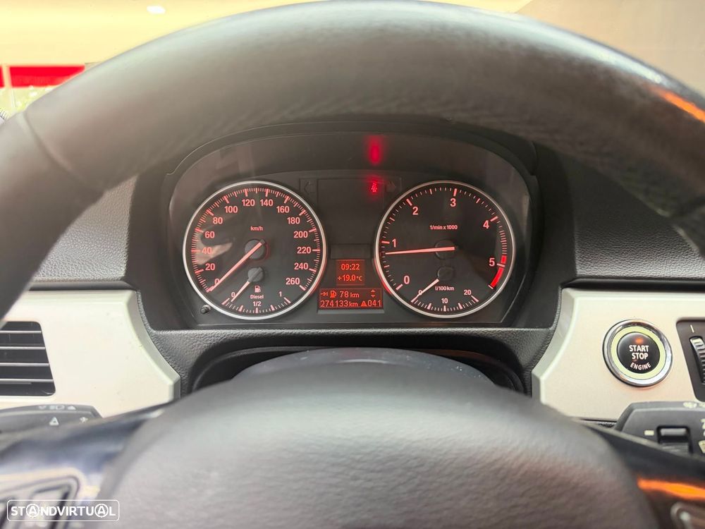 BMW 320 d Coupe - 19