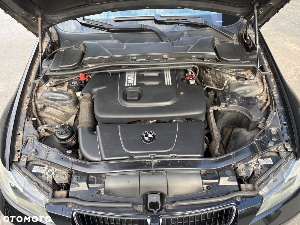 BMW Seria 3 318d - 6