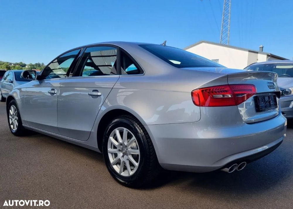 Audi A4 2.0 TDI DPF Ambition - 11