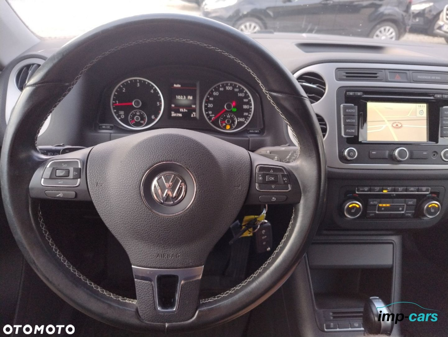 Volkswagen Tiguan - 5