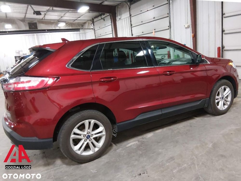 Ford Edge - 9