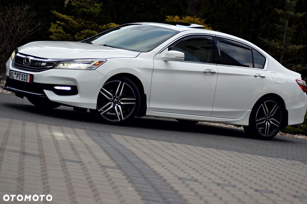 Honda Accord - 17
