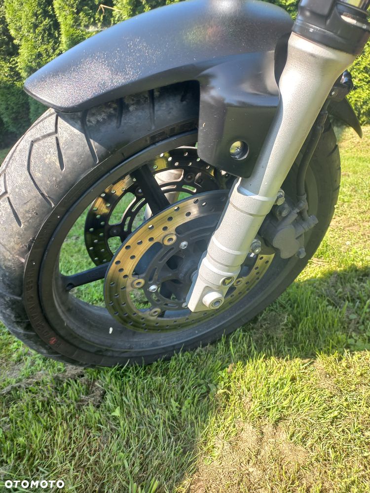 Yamaha MT - 7