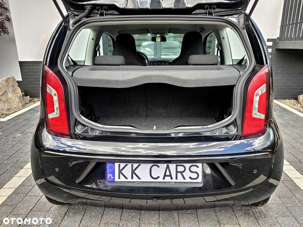 Volkswagen up! 1.0 high - 12