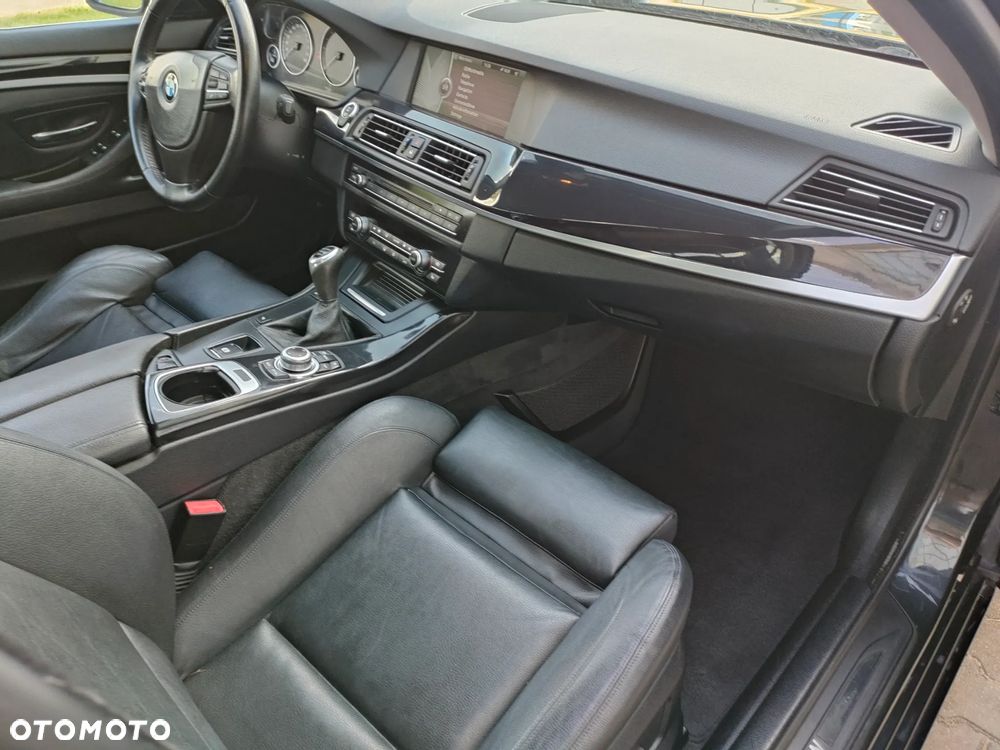 BMW Seria 5 520d Modern Line - 16