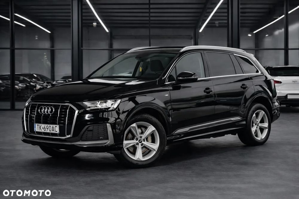 Audi Q7 - 1