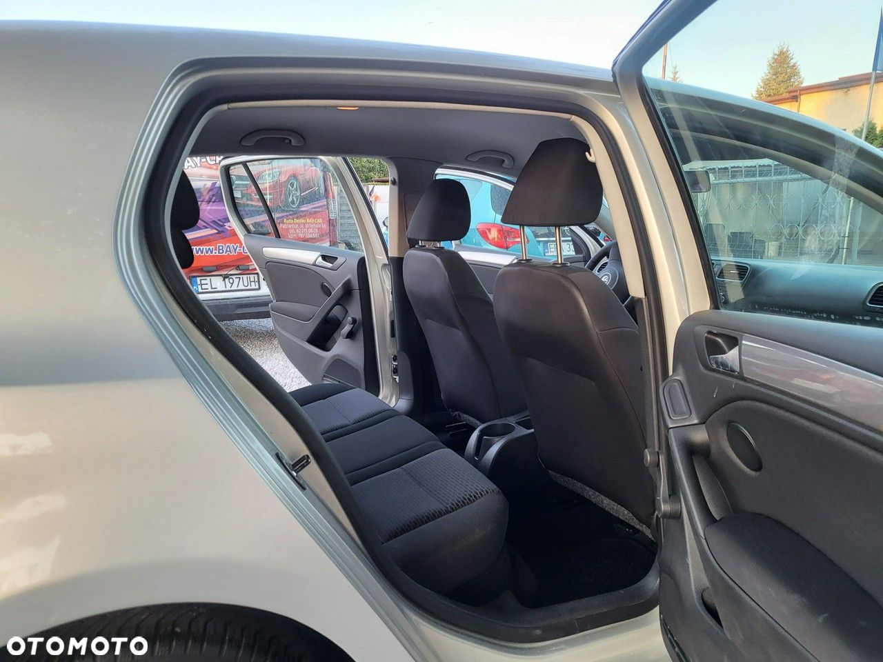 Volkswagen Golf - 17