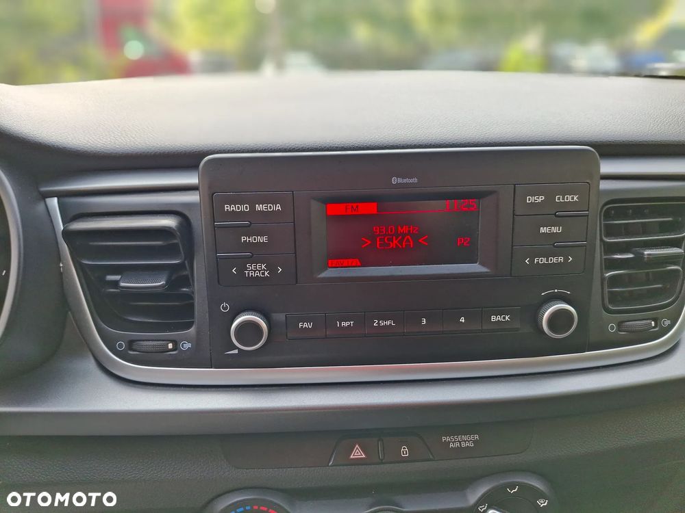 Kia Rio - 29
