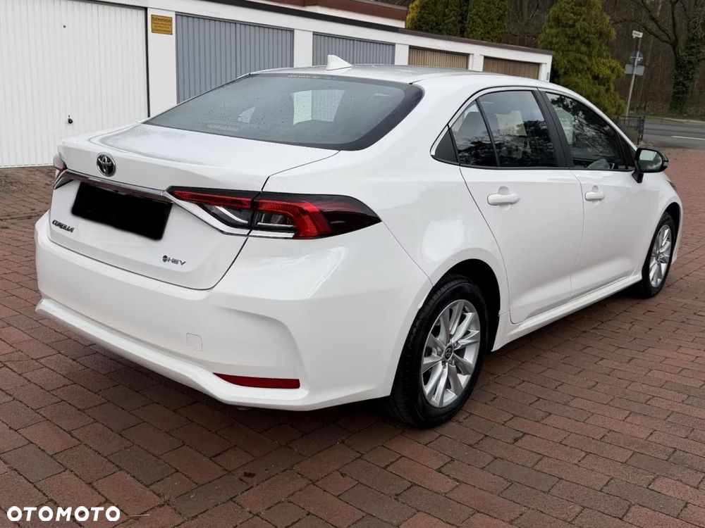 Toyota Corolla - 3