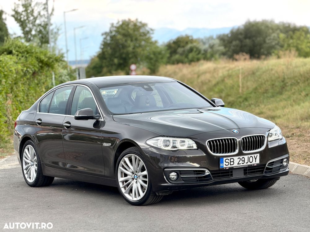 BMW Seria 5 530d xDrive Aut. Luxury Line - 1
