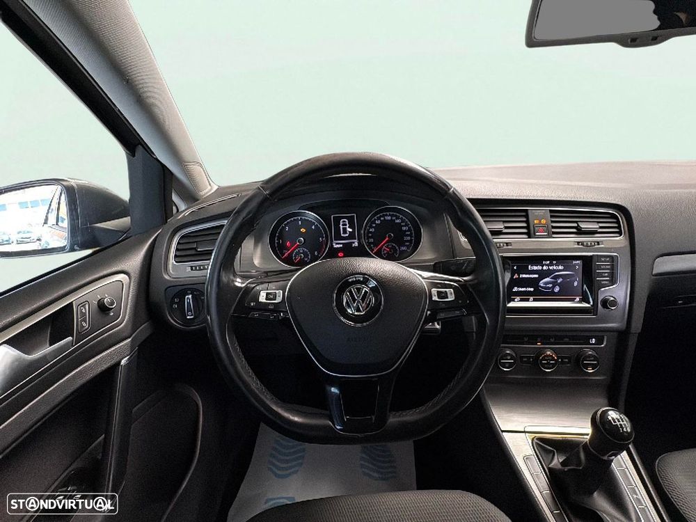 VW Golf 1.6 TDi BlueMotion Trendline - 12