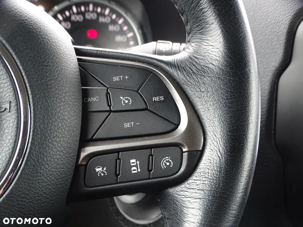 Jeep Renegade 1.3 T-GDI Automatik Limited - 15