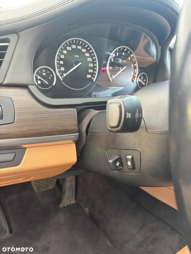 BMW Seria 7 - 13