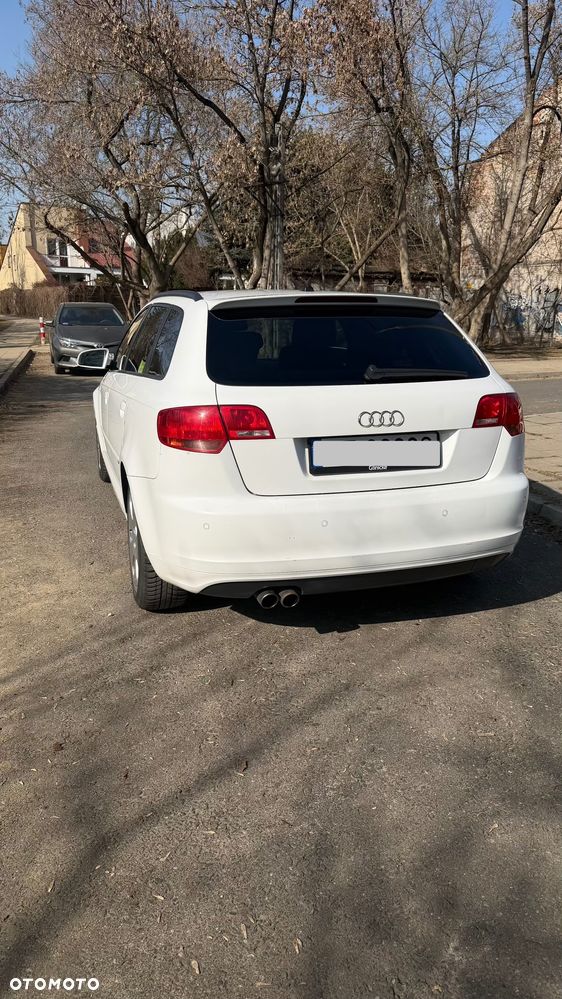 Audi A3 Sportback 2.0 TDI DPF Ambiente - 3