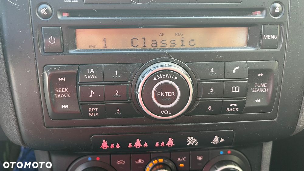 Nissan Qashqai 2.0 dCi Visia - 11